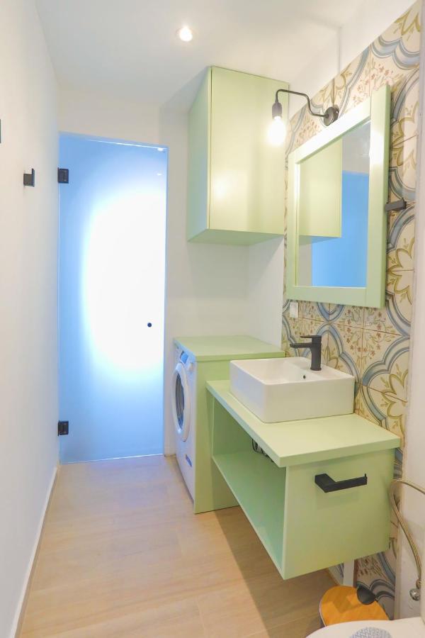 Kaminaki Beachfront Apartments Nisaki  Dış mekan fotoğraf