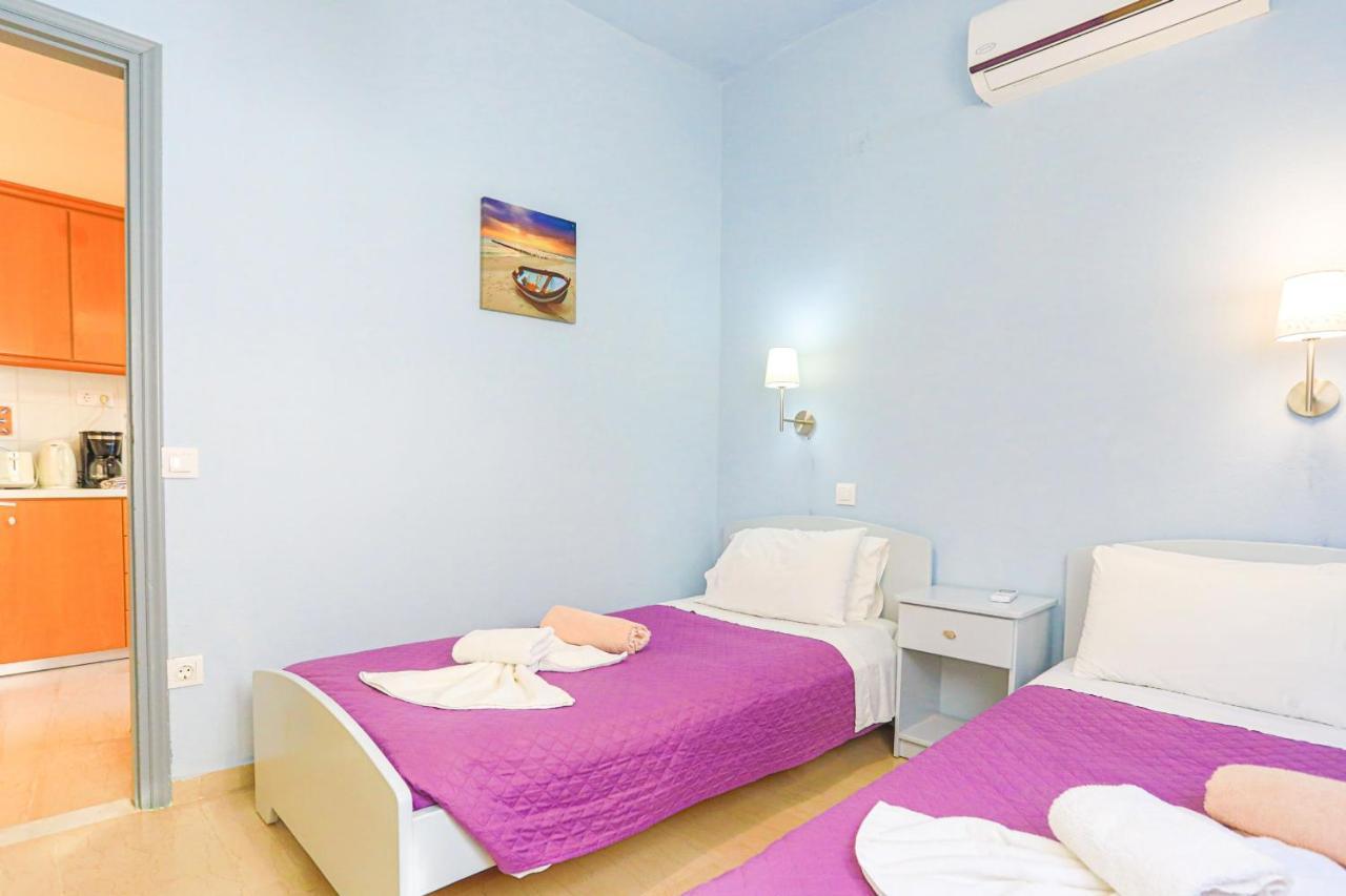 Kaminaki Beachfront Apartments Nisaki  Dış mekan fotoğraf