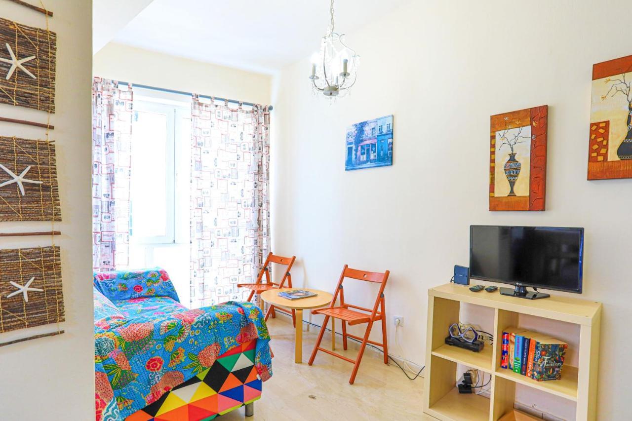 Kaminaki Beachfront Apartments Nisaki  Dış mekan fotoğraf