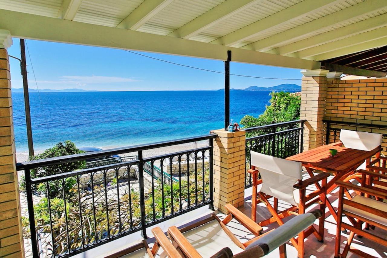 Kaminaki Beachfront Apartments Nisaki  Dış mekan fotoğraf