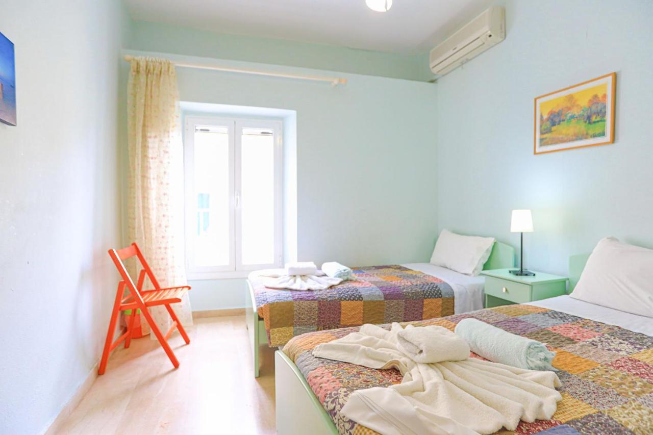 Kaminaki Beachfront Apartments Nisaki  Dış mekan fotoğraf