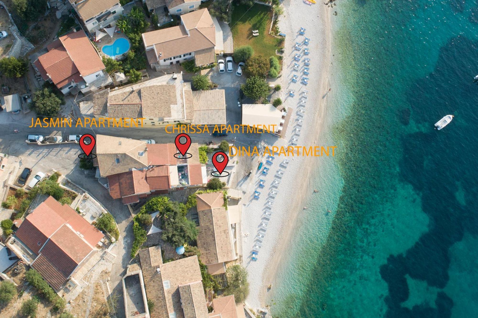 Kaminaki Beachfront Apartments Nisaki  Dış mekan fotoğraf